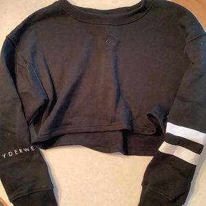 Ryderwear cropped crew neck